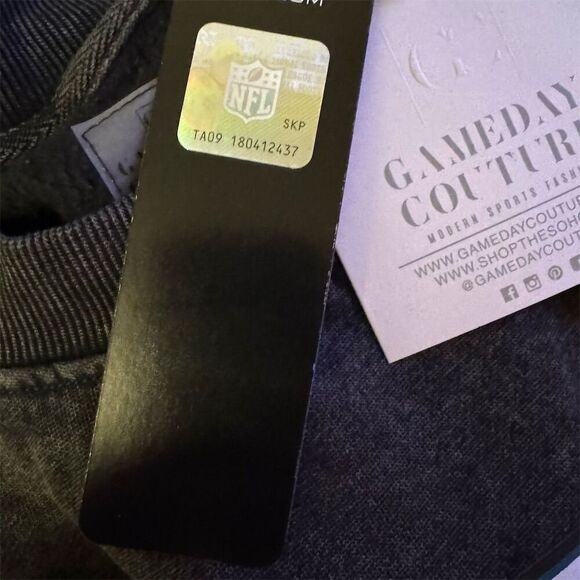 Philadelphia Eagles Gameday Couture Women's Black Oversized Sweatshirt Size XL - Picture 5 of 8